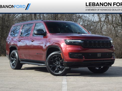 Used 2023 Jeep Wagoneer Series II image 1