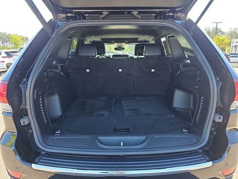 Used 2022 Jeep Grand Cherokee Limited AWD/4WD image 16