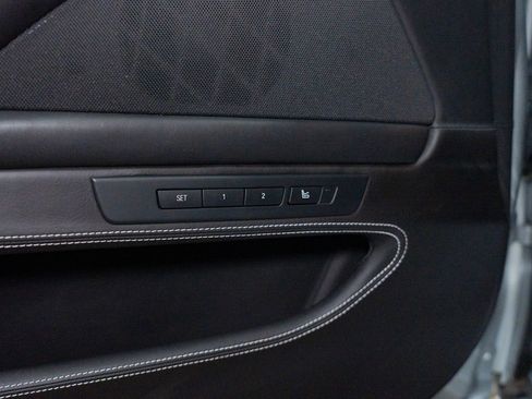 Used 2016 BMW M5 image 19