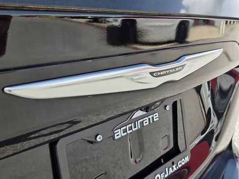 Used 2022 Chrysler Voyager LX FWD image 14