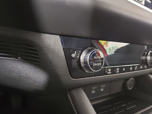 New 2026 Mitsubishi Outlander ES image 25