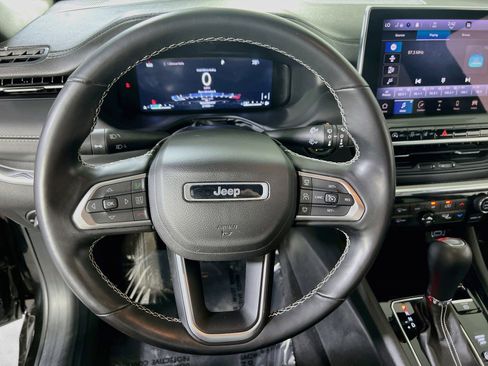 Used 2022 Jeep Compass High Altitude image 10