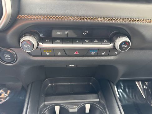 Used 2026 MAZDA CX-50 AWD 2.5 S w/ Premium Package image 19