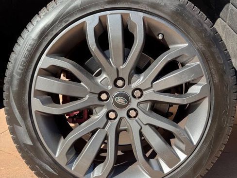 Used 2017 Land Rover Range Rover Sport HSE Dynamic AWD/4WD image 31