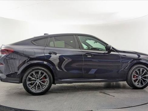Used 2022 BMW X6 xDrive40i w/ M Sport Package AWD/4WD image 9
