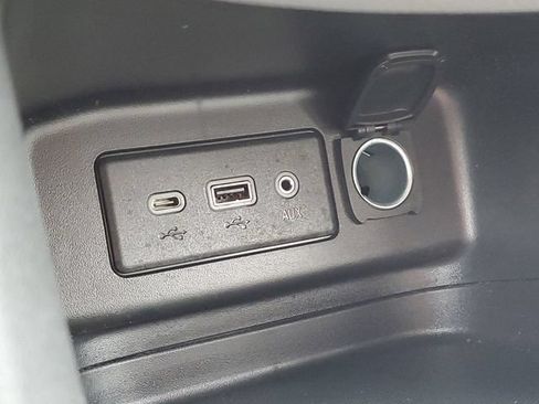 Used 2024 Chevrolet Equinox LS w/ LS Convenience Package FWD image 29