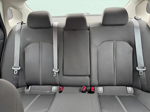 Used 2016 Kia Optima LX w/ Technology Package image 18