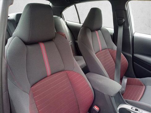 Used 2026 Toyota Corolla SE FWD image 12
