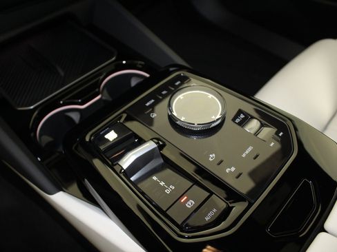 New 2026 BMW 530i xDrive w/ M Sport Package image 16