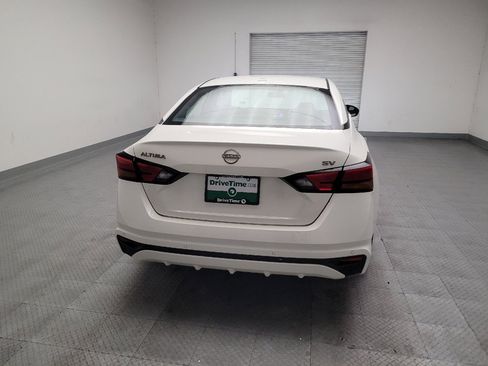 Used 2023 Nissan Altima 2.5 SV FWD image 7