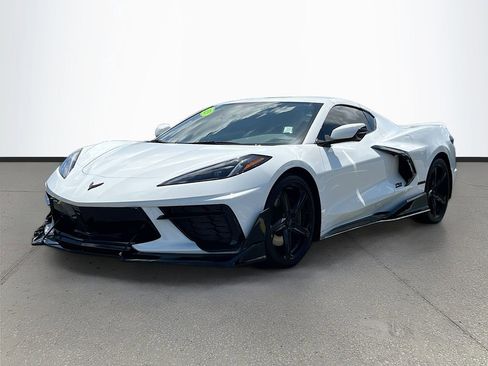 Used 2023 Chevrolet Corvette Stingray Coupe w/ Z51 Performance Package image 3