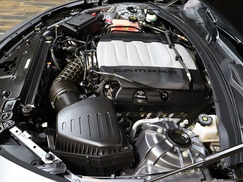 Used 2021 Chevrolet Camaro SS image 65