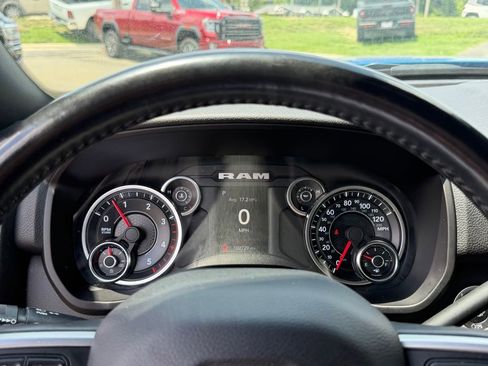 Used 2021 RAM 2500 Big Horn w/ Level 1 Equipment Group AWD/4WD image 17