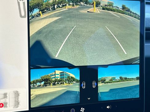 Used 2024 Tesla Model 3 Standard Range RWD image 25