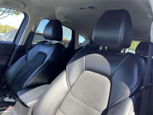 Certified 2023 MAZDA CX-5 AWD 2.5 S w/ Select Package image 8