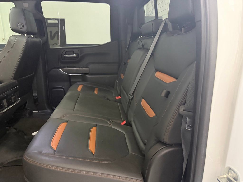 Used 2022 GMC Sierra 1500 AT4 w/ AT4 Premium Package AWD/4WD image 15