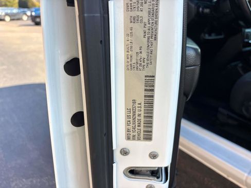 Used 2022 Jeep Wrangler Sport image 28