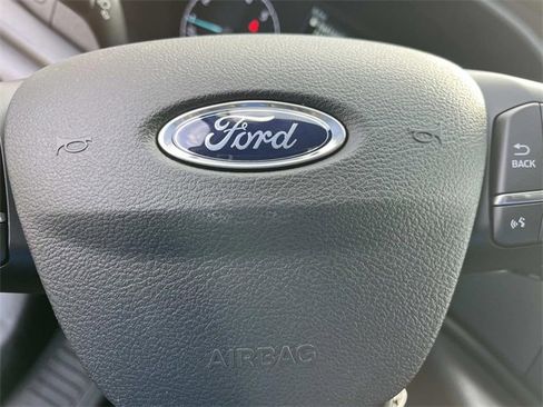 New 2025 Ford Transit 250 148 Medium Roof image 31