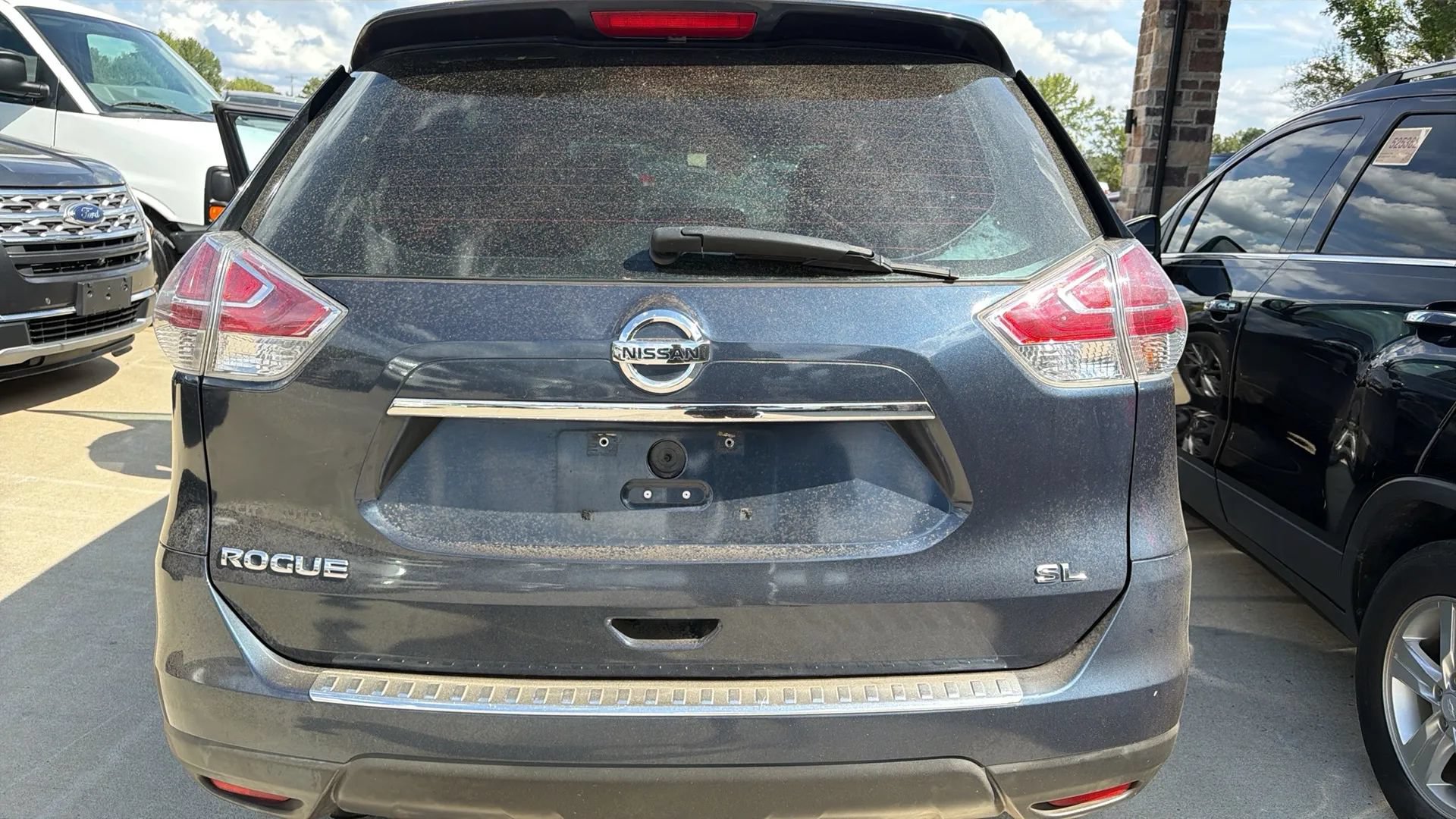 Used 2016 Nissan Rogue SL w/ SL Premium Package FWD image 4