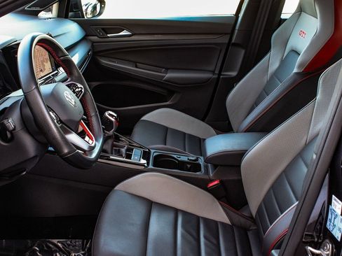 Used 2024 Volkswagen GTI Autobahn image 31