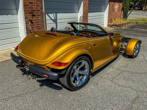 Used 2002 Chrysler Prowler image 44