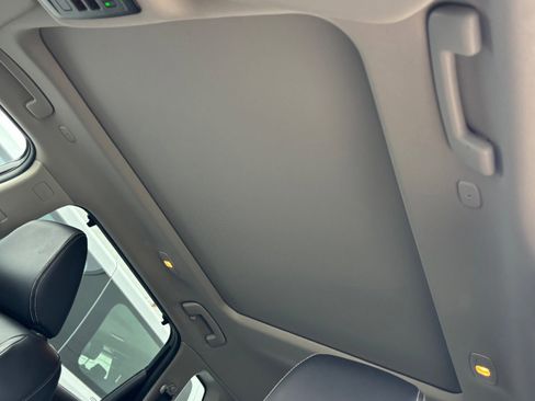 Used 2023 Nissan Rogue SL w/ SL Premium Package image 67