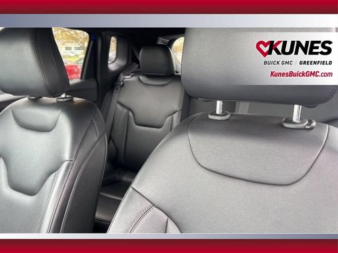 Used 2025 Jeep Compass Limited AWD/4WD image 17