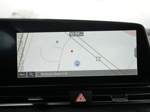 Used 2025 Hyundai Elantra SEL image 37