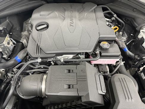 New 2026 Genesis GV70 2.5T Advanced image 9