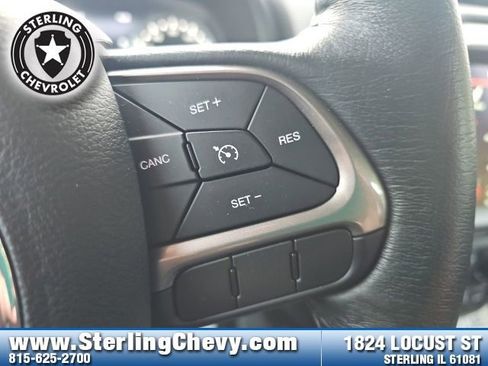 Used 2022 Jeep Renegade Limited image 17