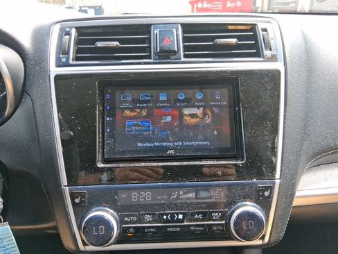 Used 2019 Subaru Outback 2.5i Premium AWD/4WD image 24