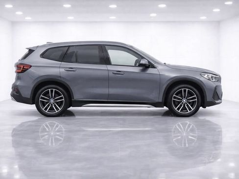 Used 2023 BMW X1 xDrive28i w/ Premium Package AWD/4WD image 6