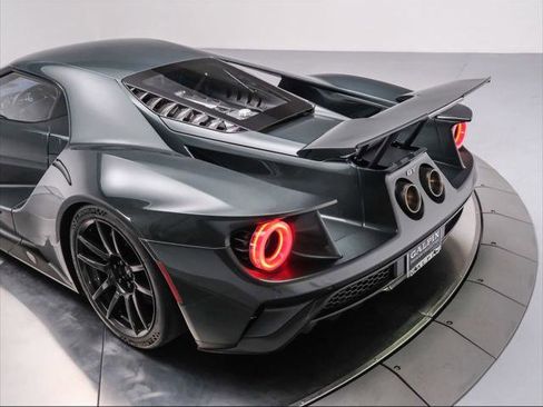 Used 2022 Ford GT image 17