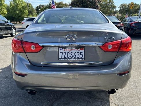 Used 2017 INFINITI Q50 Sport w/ Driver Assistance Package RWD image 4