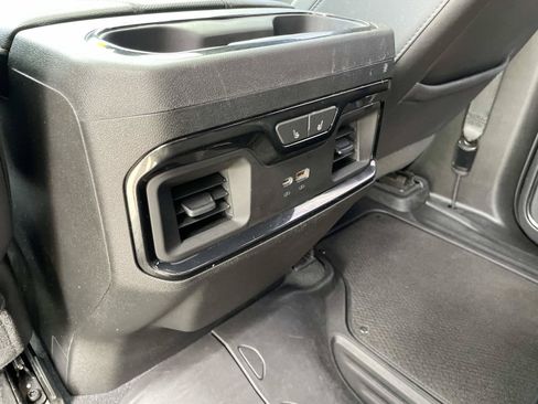 Used 2023 GMC Sierra 1500 AT4 w/ AT4 Premium Package AWD/4WD image 15