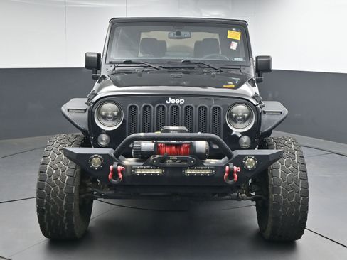 Used 2017 Jeep Wrangler Sahara w/ Trailer Tow Group image 2