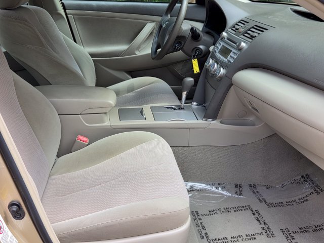 Used 2011 Toyota Camry LE w/ LE Extra-Value Pkg FWD image 18