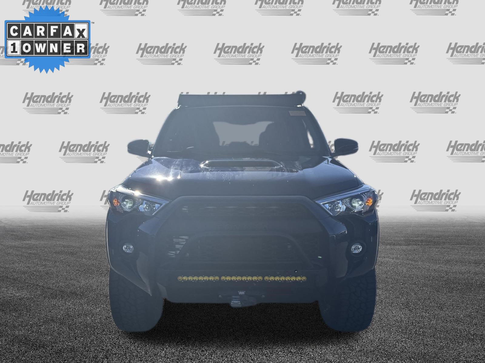Used 2021 Toyota 4Runner Venture w/ Moonroof Package AWD/4WD image 3
