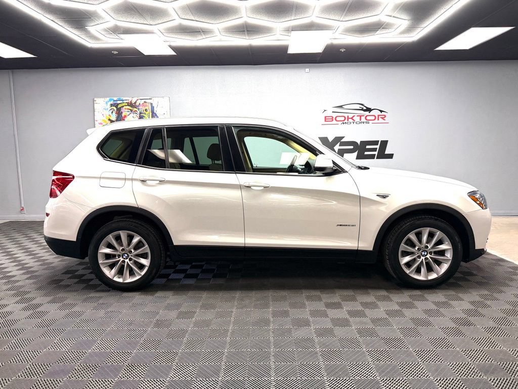 Used 2016 BMW X3 xDrive28i AWD/4WD image 16