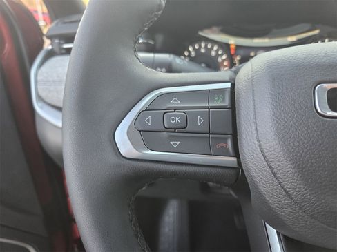 New 2026 Jeep Compass Latitude image 18