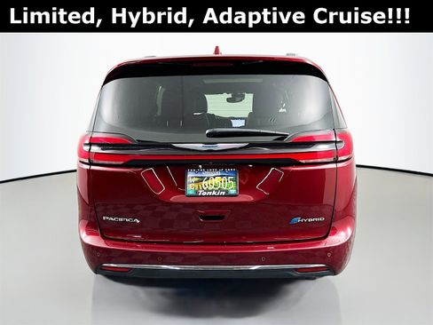 Used 2021 Chrysler Pacifica Limited image 7