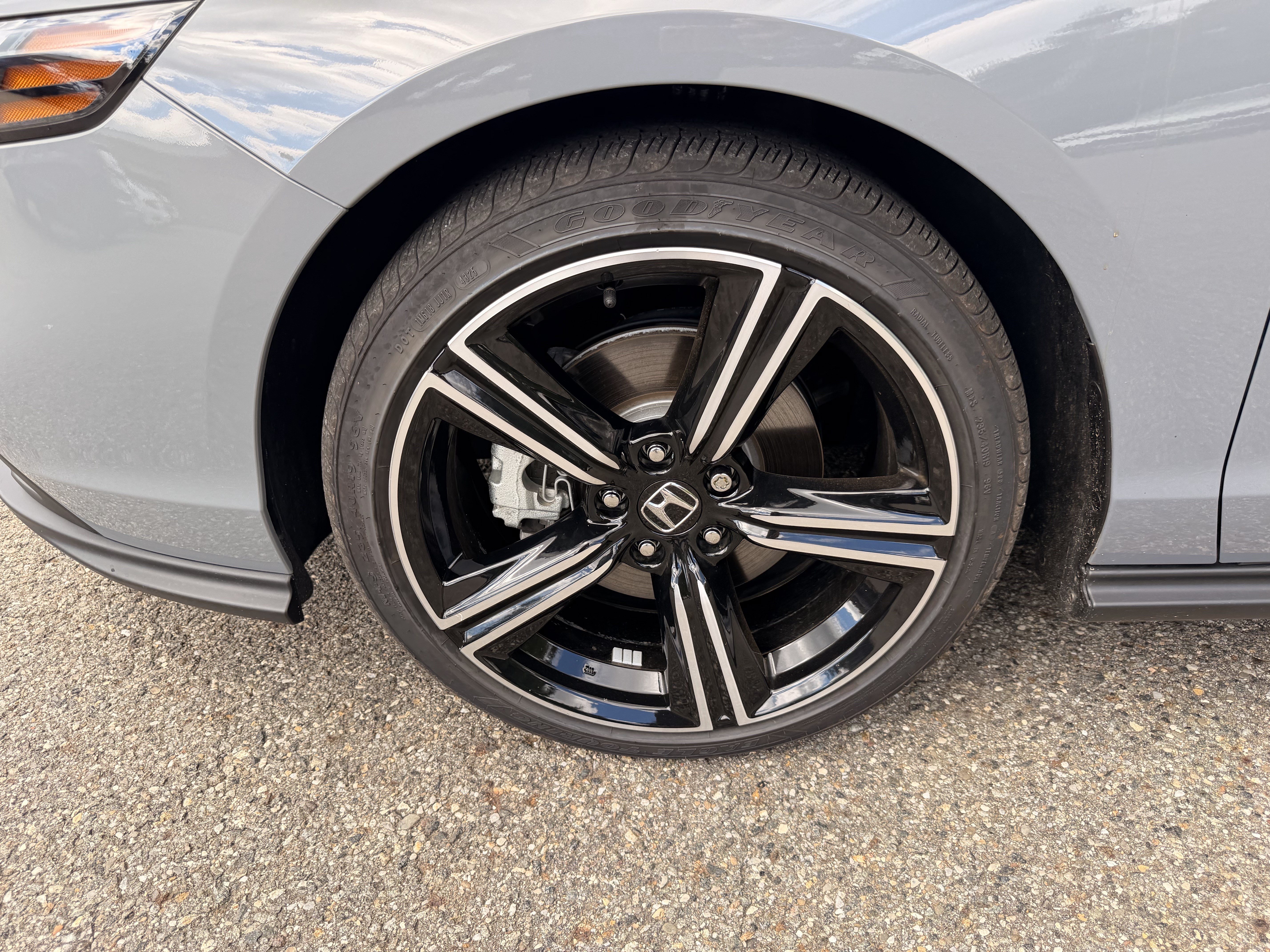 Certified 2025 Honda Accord Sport image 6