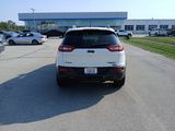 Used 2017 Jeep Cherokee Trailhawk w/ Cold Weather Group image 4