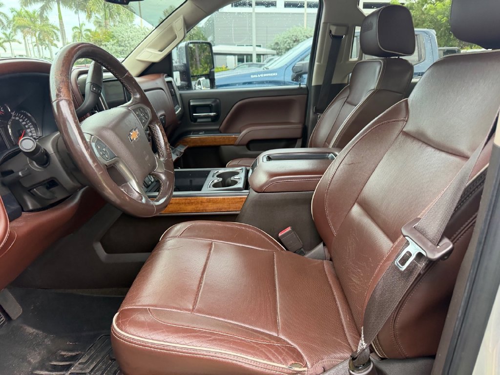 Used 2014 Chevrolet Silverado 1500 High Country AWD/4WD image 11