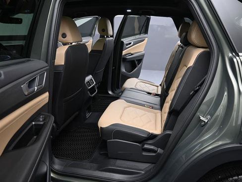 Used 2026 Volkswagen Atlas Cross Sport SE image 14