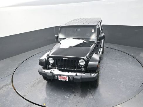 Used 2015 Jeep Wrangler Unlimited Sahara image 21