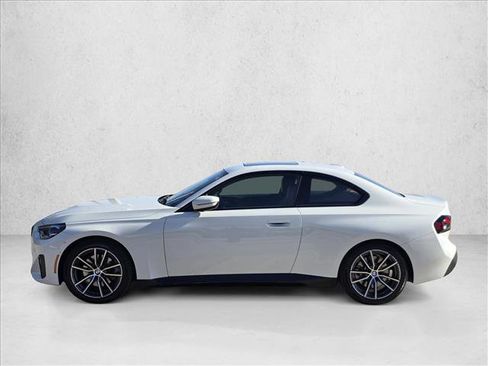 Used 2023 BMW 230i Coupe w/ Convenience Package image 8