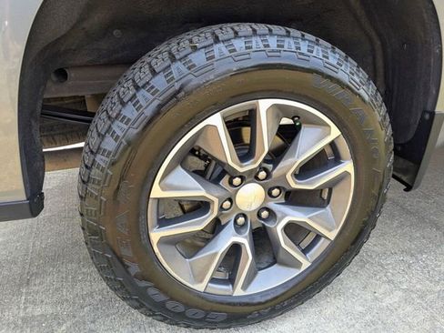 Used 2020 Chevrolet Silverado 1500 LT w/ All-Star Edition image 11