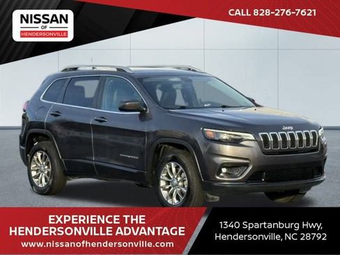 Used 2019 Jeep Cherokee Latitude Plus w/ Comfort/Convenience Group image 1