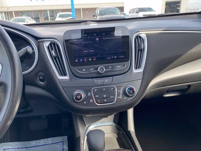 Used 2024 Chevrolet Malibu LT FWD image 32